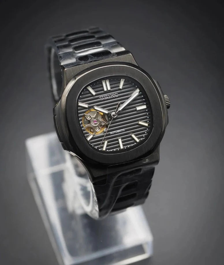 NAUTIKO | All Black Open Heart