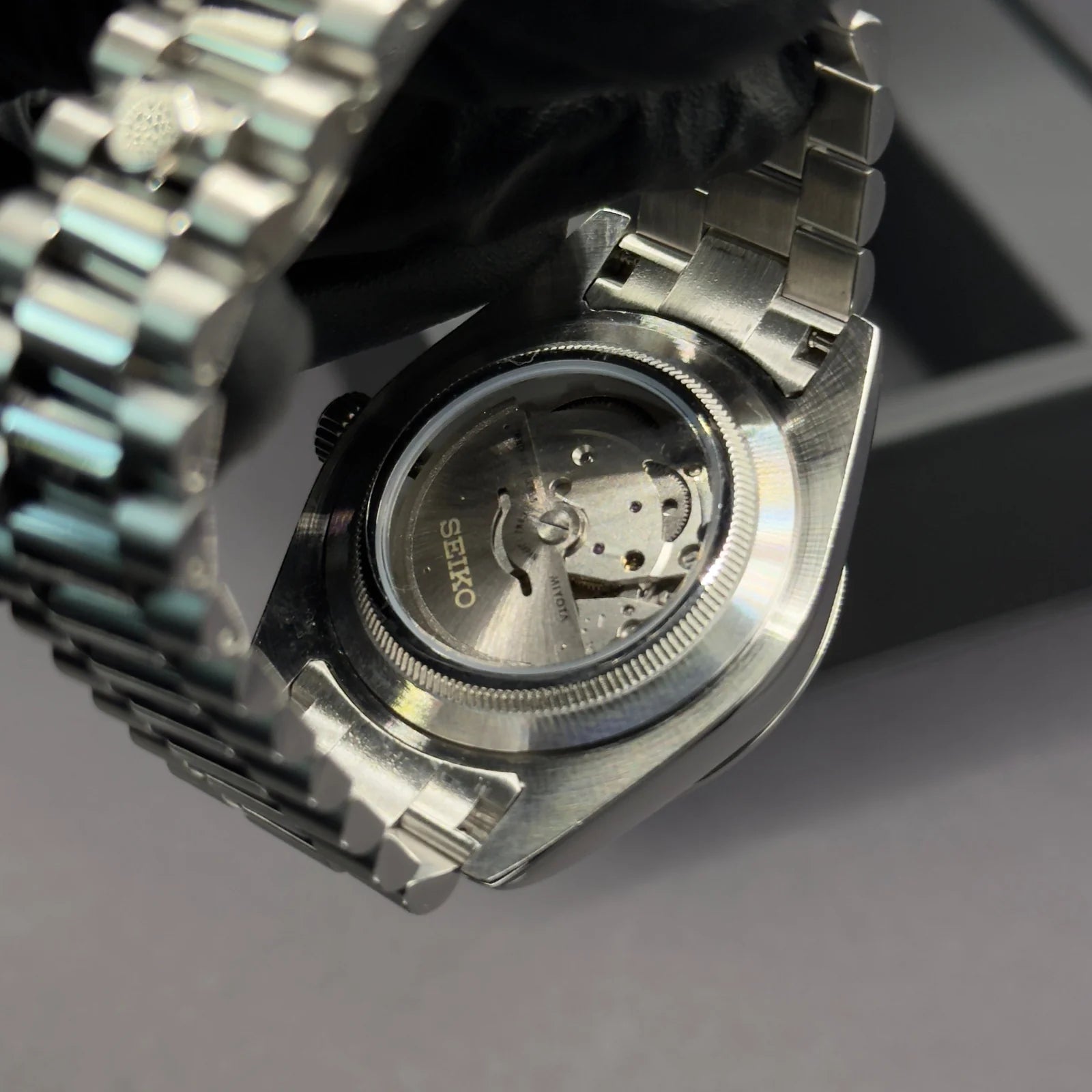 SEIKOJUST | Daye-Date Roman White