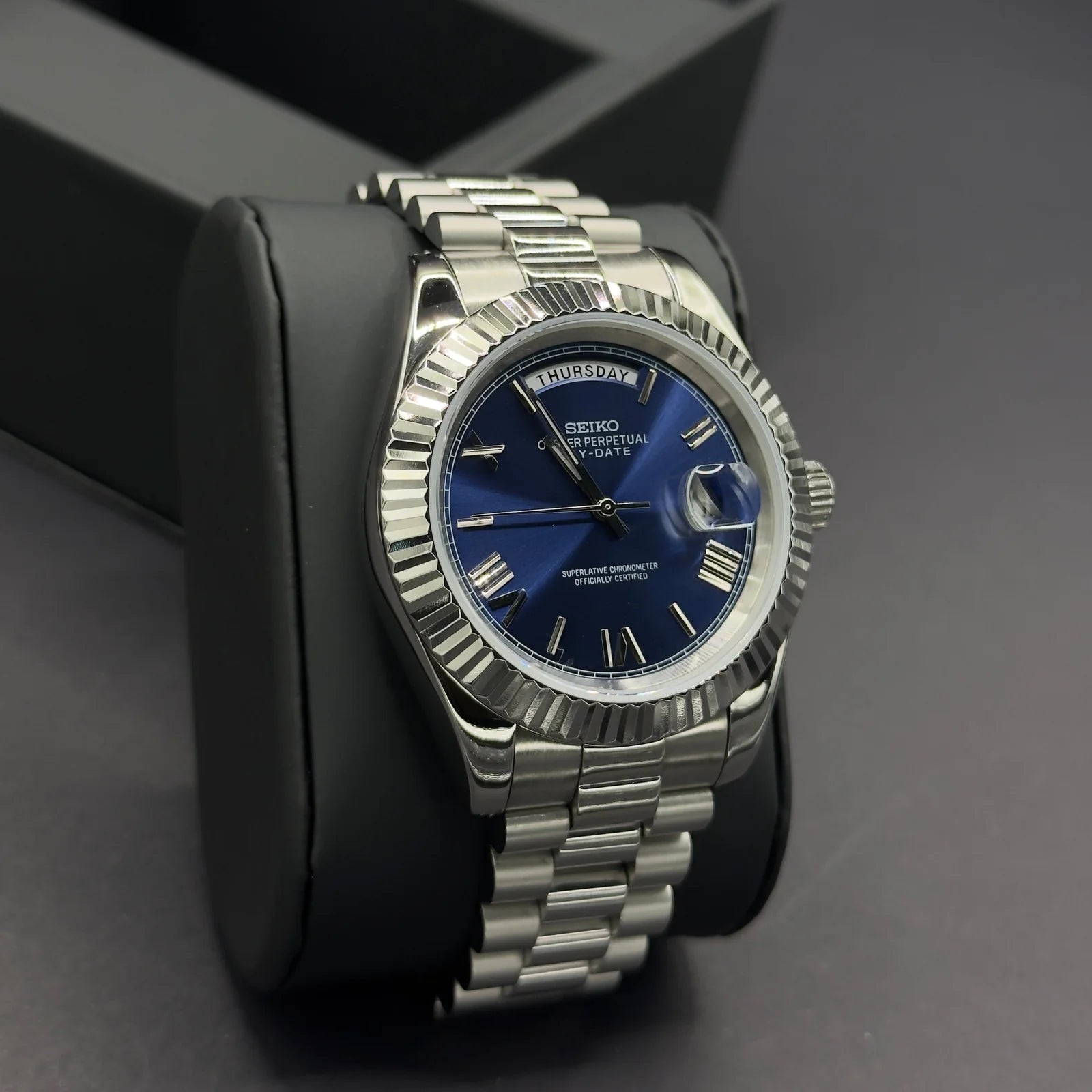 SEIKOJUST | Day-Date Royal Blue
