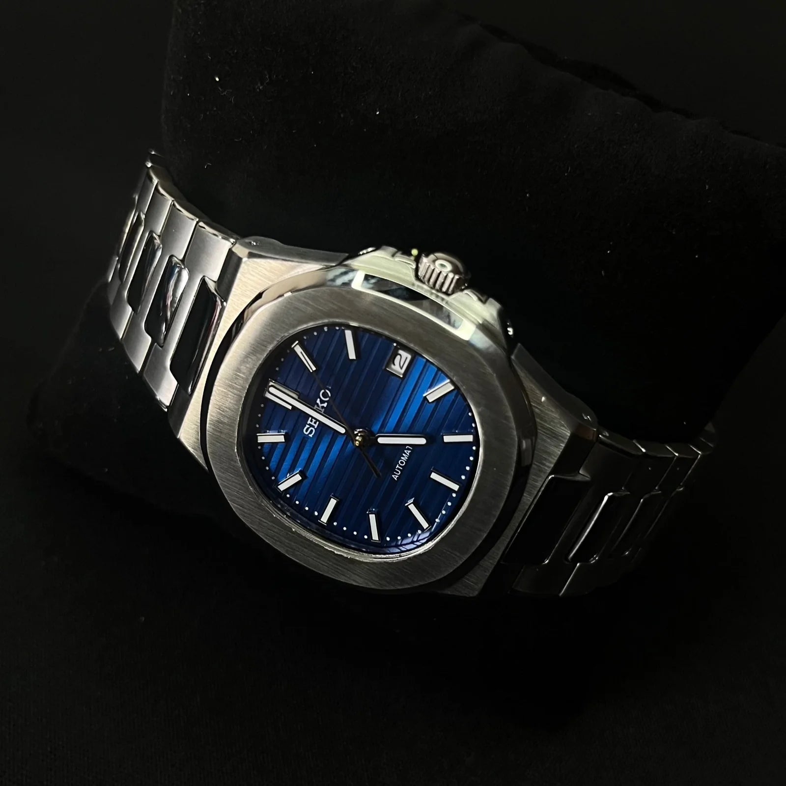 NAUTIKO | Royal Blue