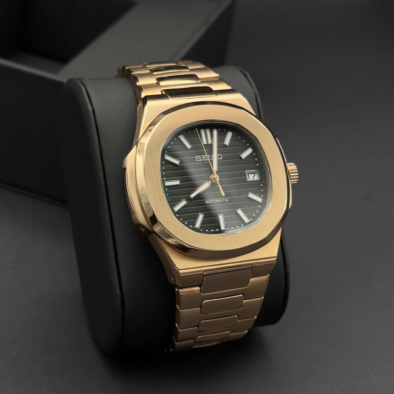 NAUTIKO | Rose Gold Black