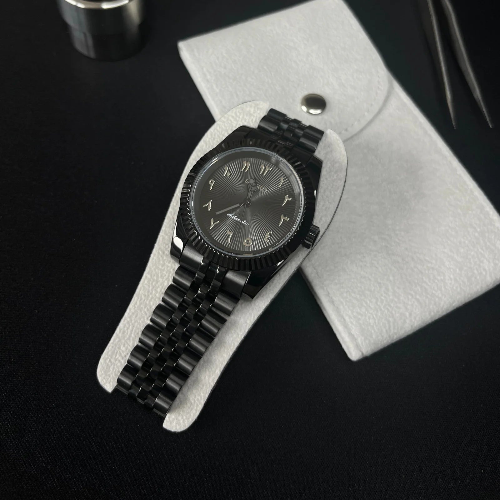 SEIKOJUST | Legacy Black