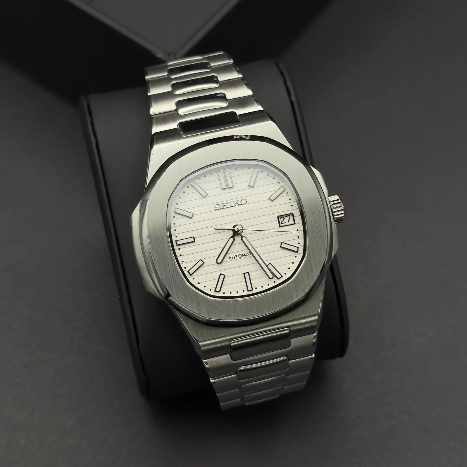 NAUTIKO | White