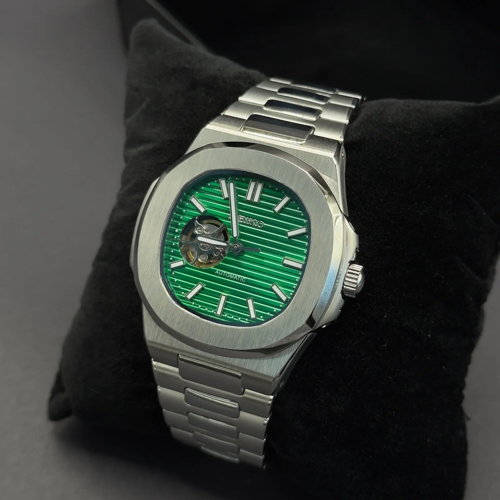 NAUTIKO | Royal Green Open Heart